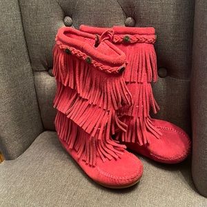 Minnetonka Pink Suede Fringe Moccasins